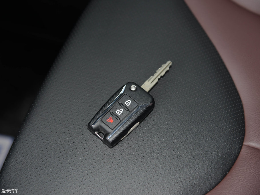 2017M50V 1.6L XV CVT