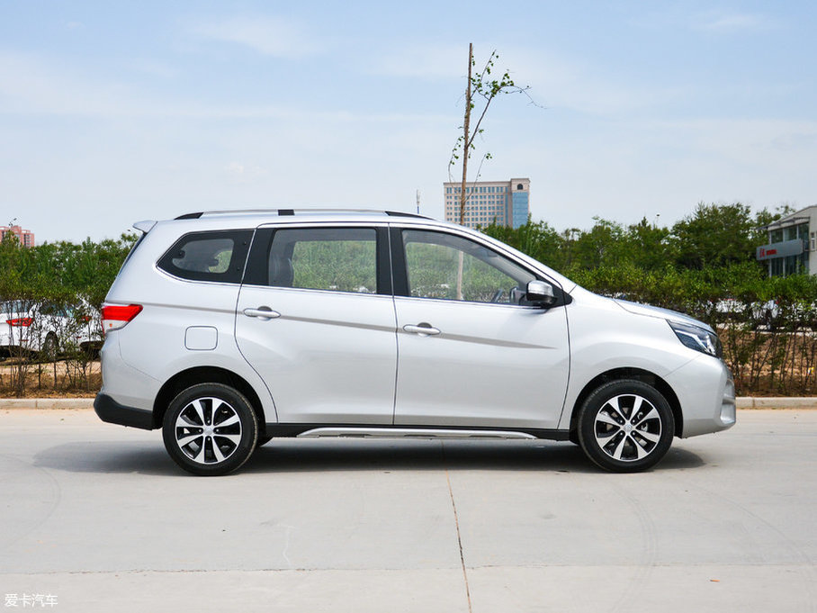 2017M50V 1.5L XL քm