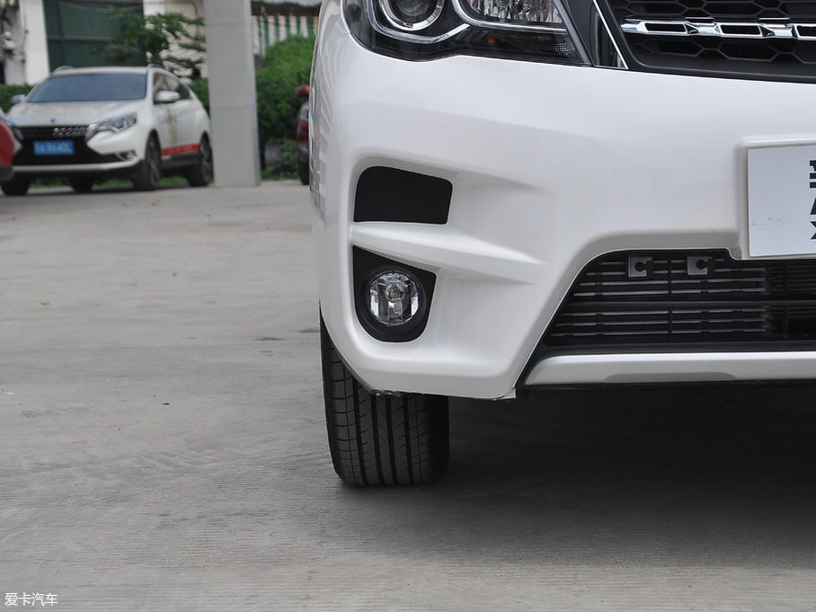 2017M50V 1.6L XV CVT