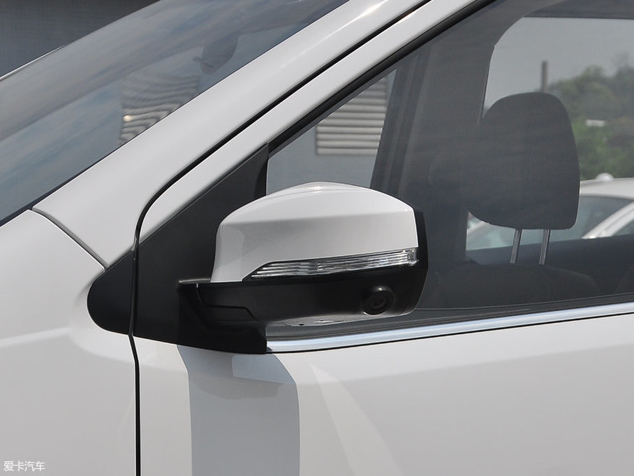 2017M50V 1.6L XV CVT