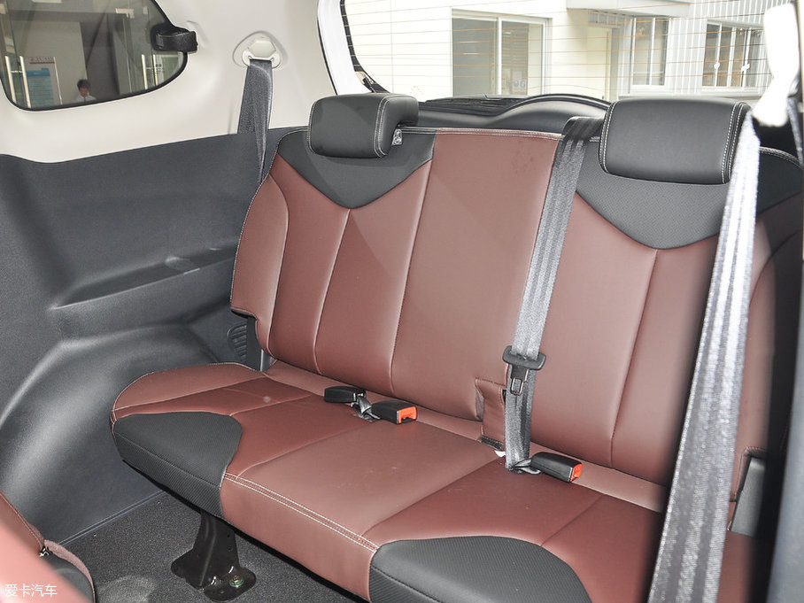 2017M50V 1.6L XV CVT