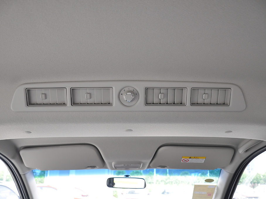 2017M50V 1.6L XV CVT