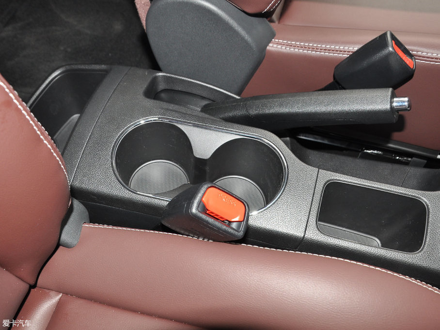 2017M50V 1.6L XV CVT