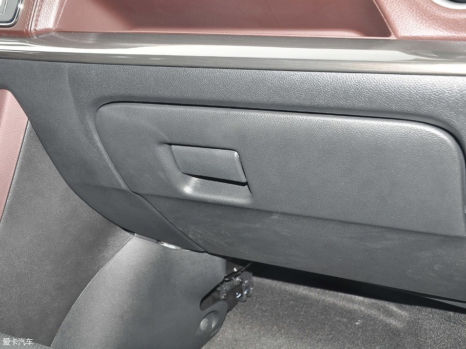 2017M50V 1.6L XV CVT