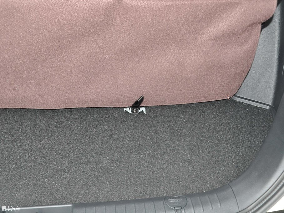 2017M50V 1.6L XV CVT