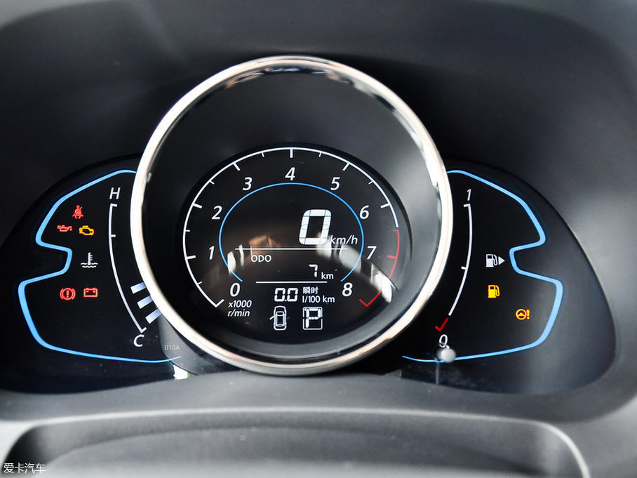 2017M50V 1.6L XV CVT