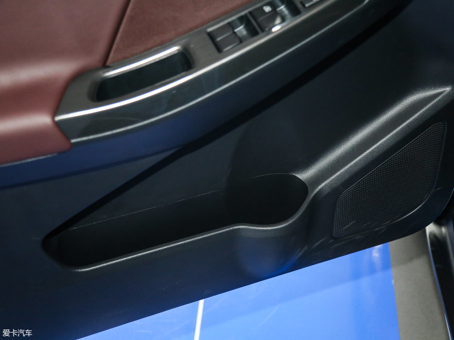 2017M50V 1.6L XL CVTA