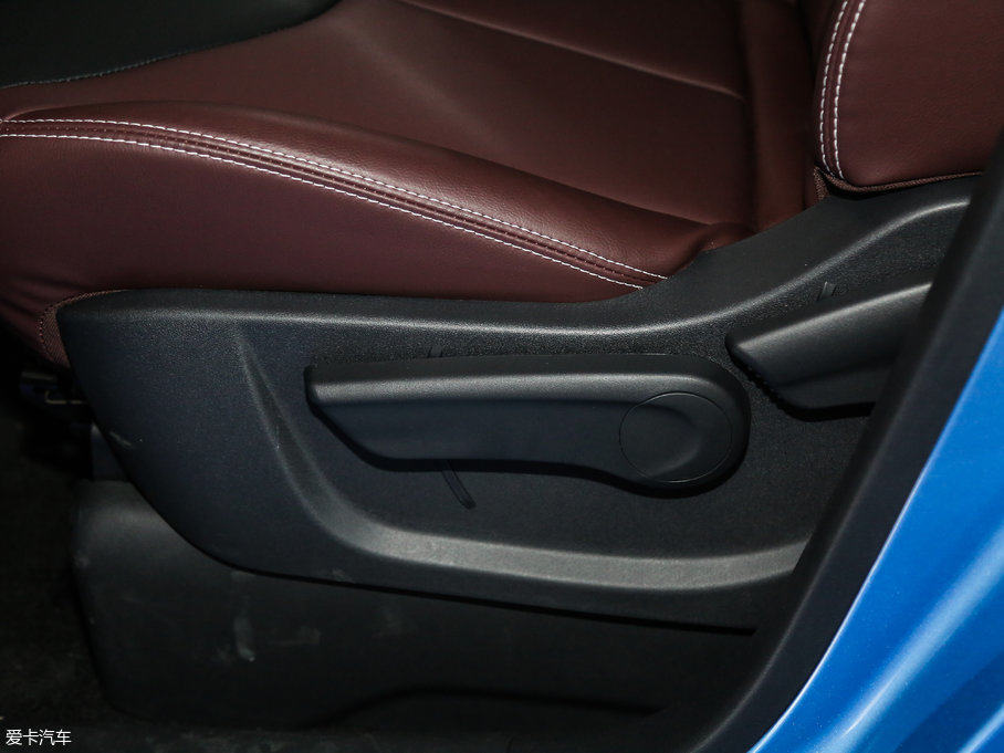 2017M50V 1.6L XL CVTA