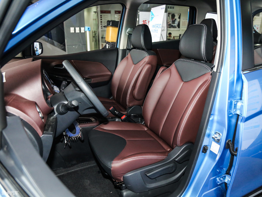 2017M50V 1.6L XL CVTA