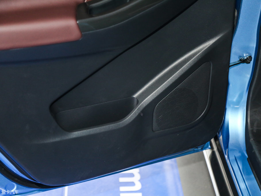 2017M50V 1.6L XL CVTA