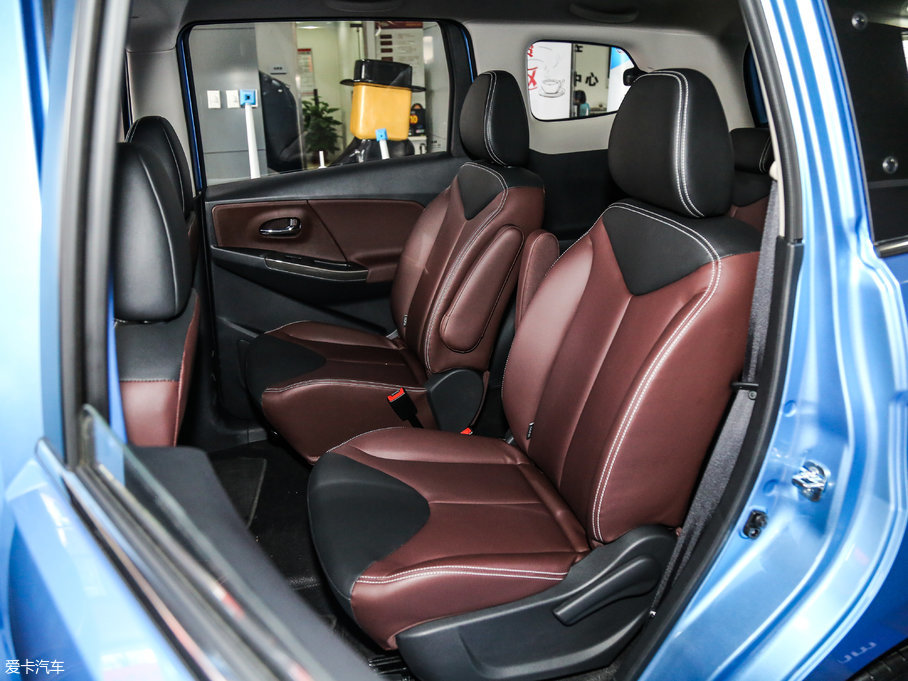 2017M50V 1.6L XL CVTA