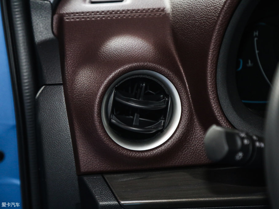 2017M50V 1.6L XL CVTA