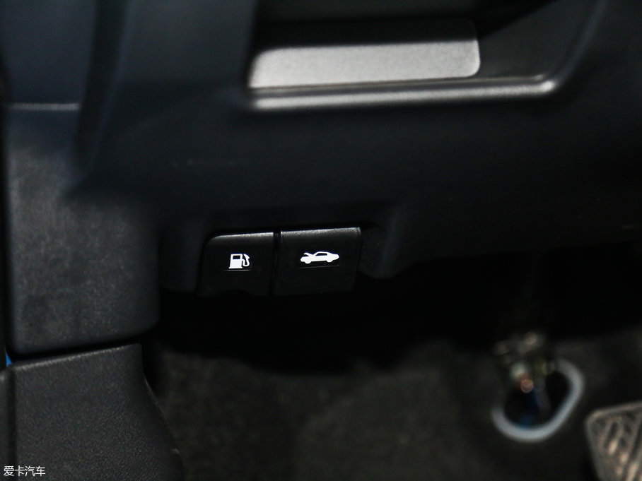 2017M50V 1.6L XL CVTA