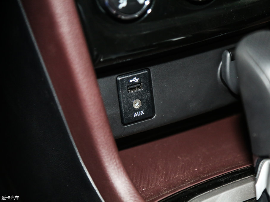 2017M50V 1.6L XL CVTA