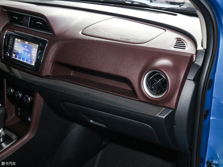 2017M50V 1.6L XL CVTA