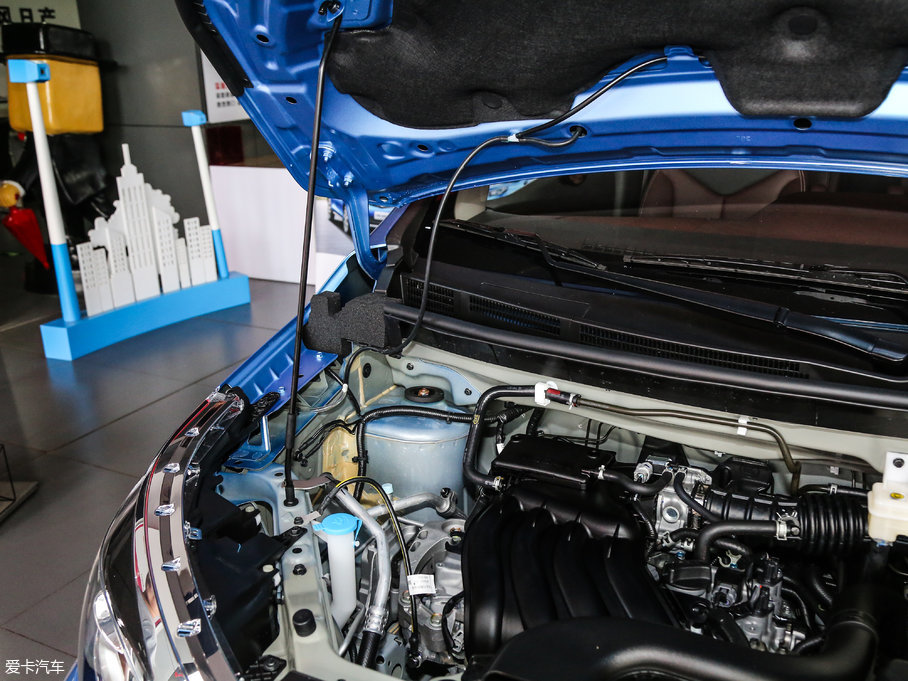 2017M50V 1.6L XL CVTA