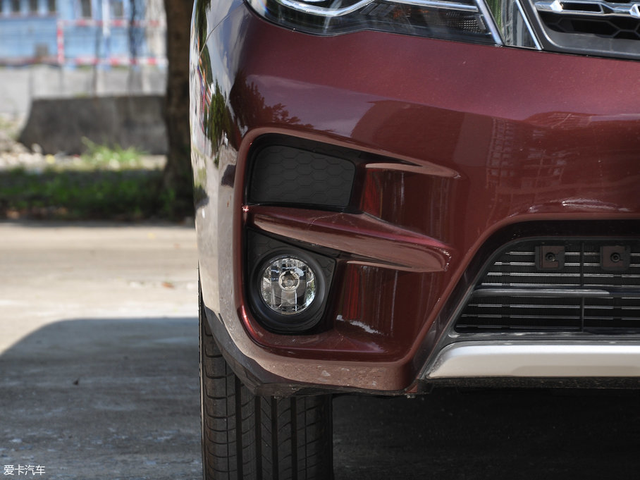 2017M50V 1.6L XL CVTA