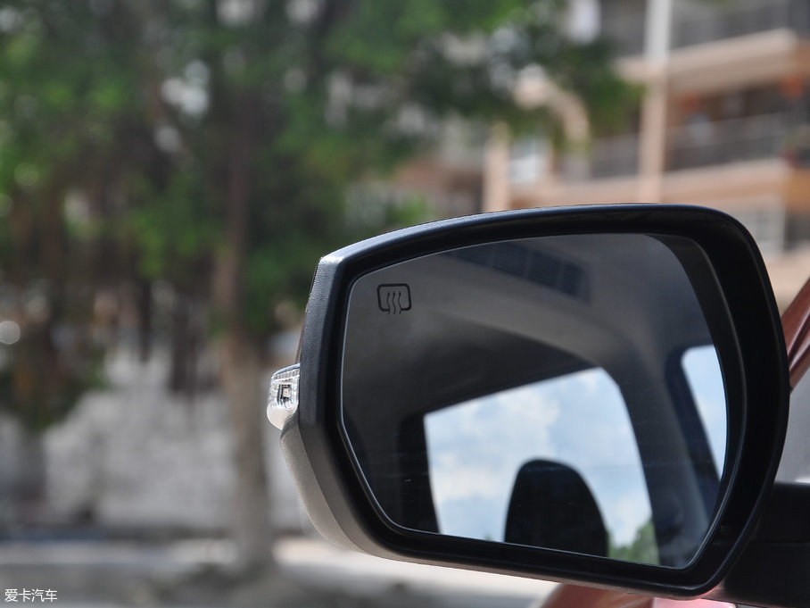 2017M50V 1.6L XL CVTA