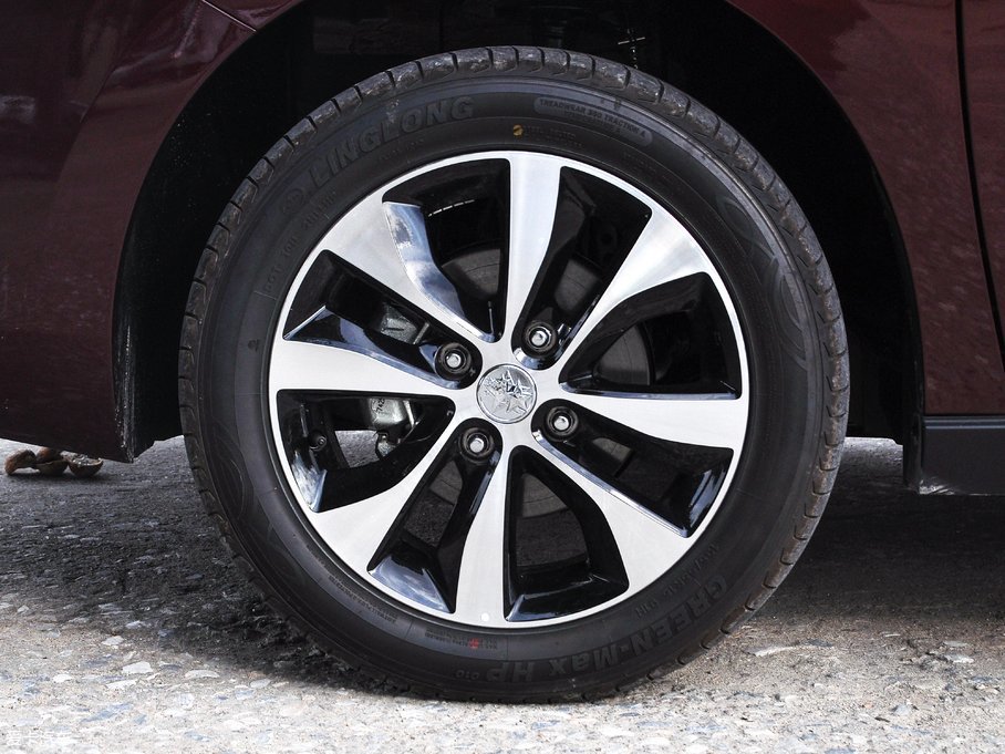 2017M50V 1.6L XL CVTA