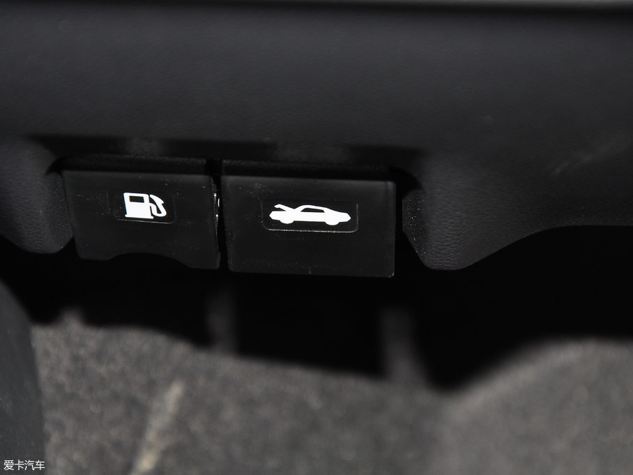 2017M50V 1.6L XL CVTA