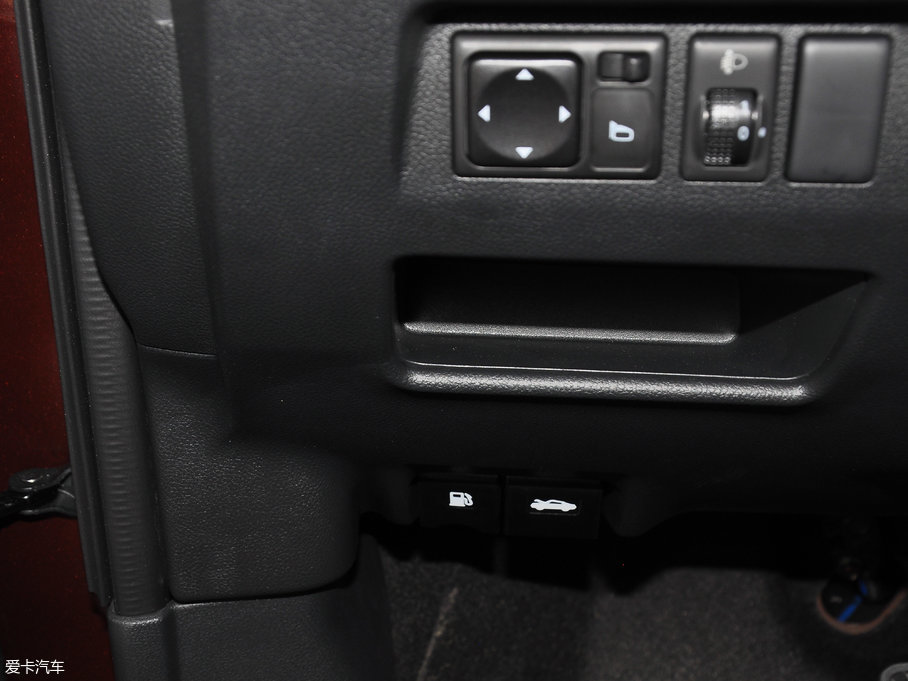 2017M50V 1.6L XL CVTA