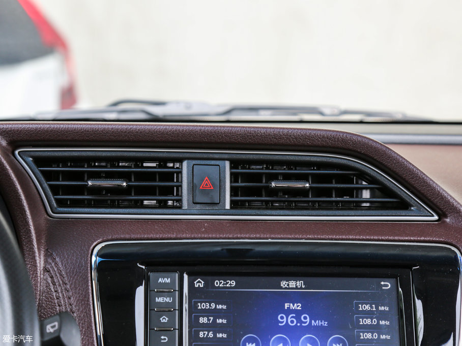 2017M50V 1.6L XV CVT