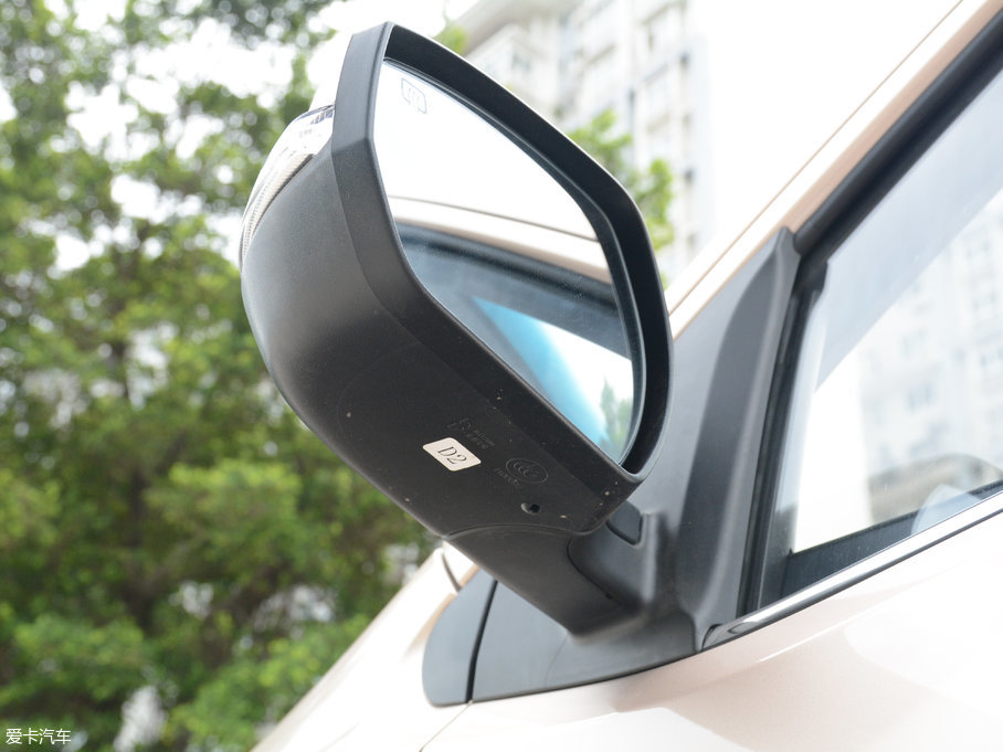 2017M50V 1.6L XL CVTA