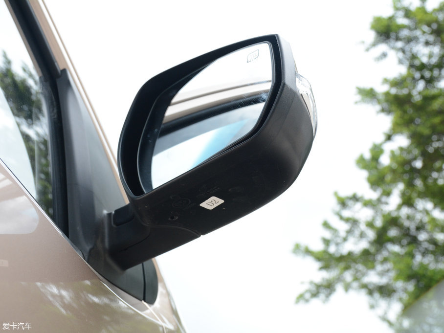 2017M50V 1.6L XL CVTA