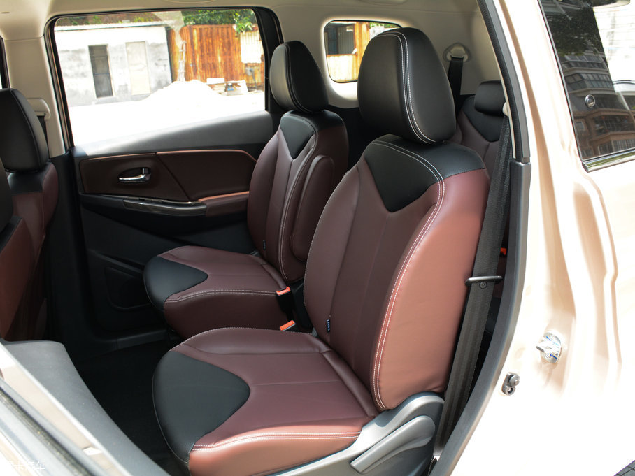 2017M50V 1.6L XL CVTA