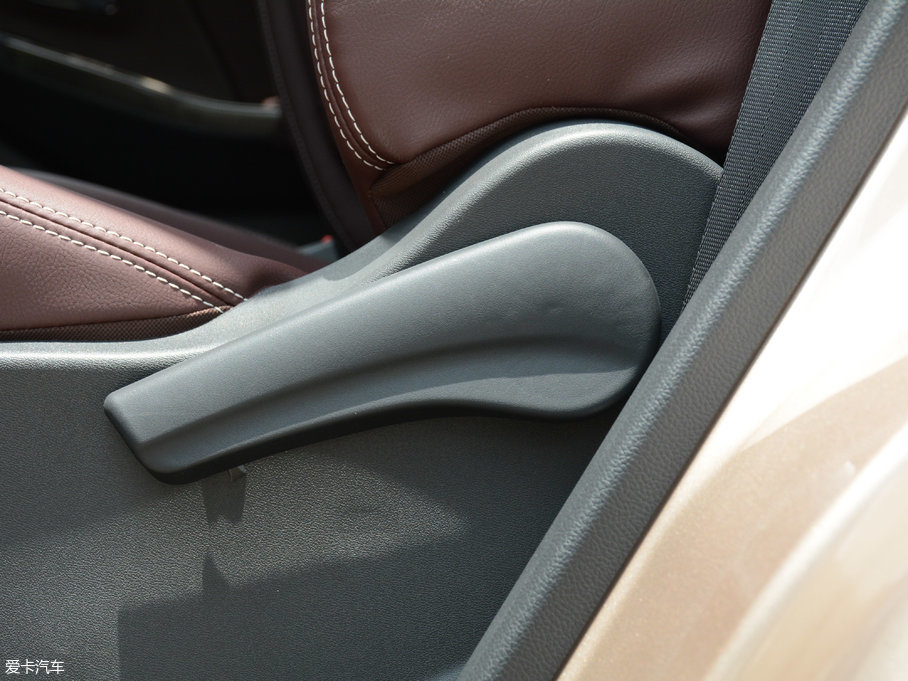 2017M50V 1.6L XL CVTA