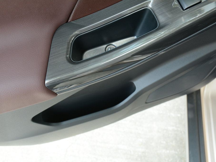 2017M50V 1.6L XL CVTA