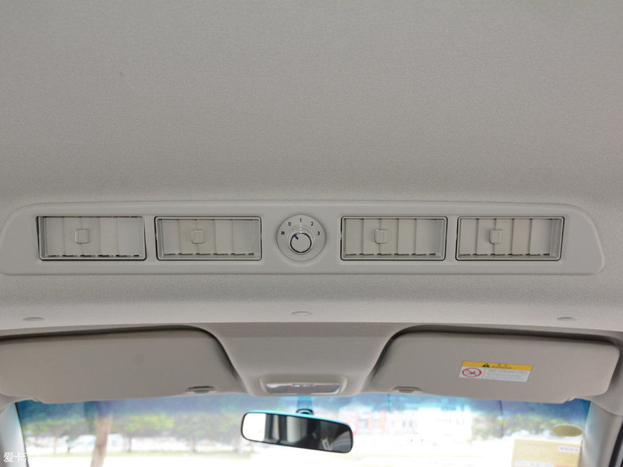 2017M50V 1.6L XL CVTA