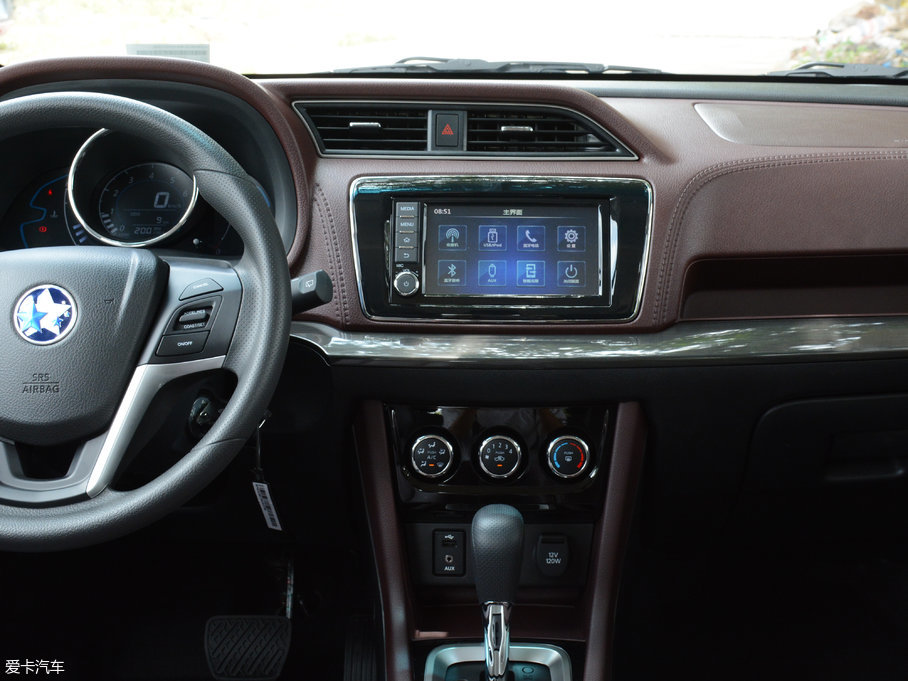 2017M50V 1.6L XL CVTA