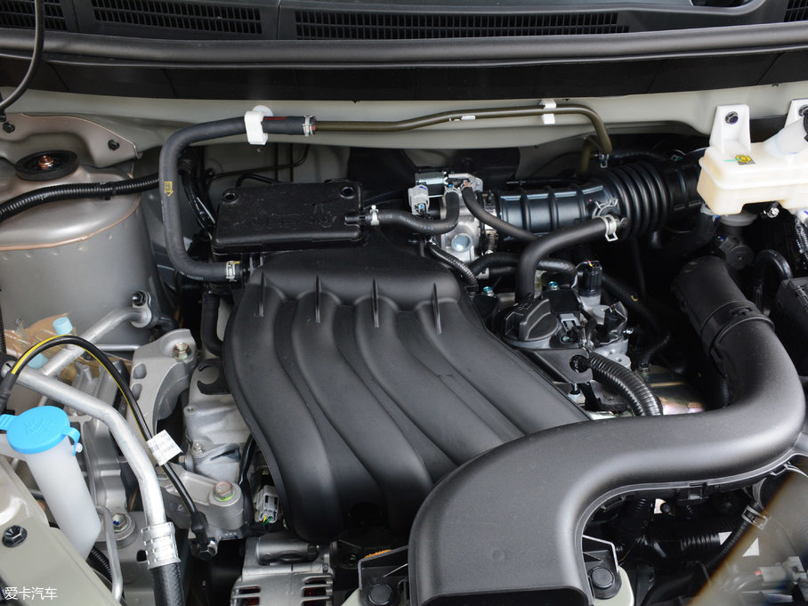 2017M50V 1.6L XL CVTA