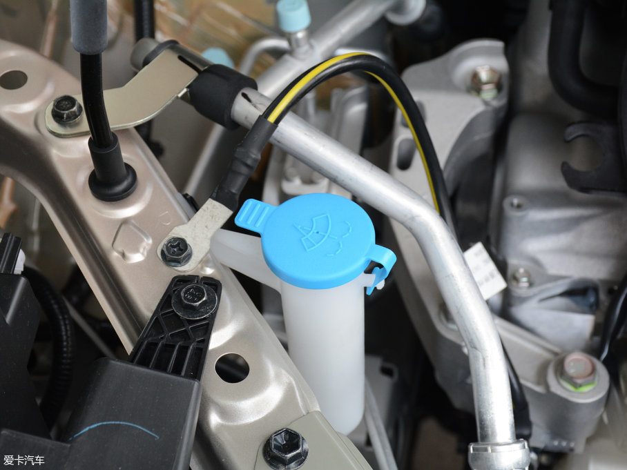 2017M50V 1.6L XL CVTA