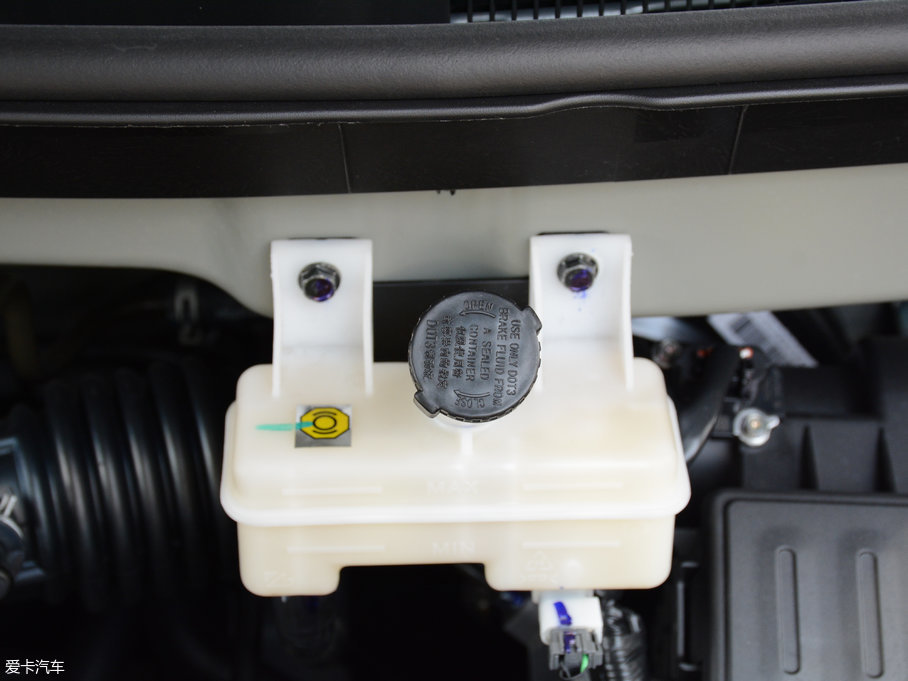 2017M50V 1.6L XL CVTA