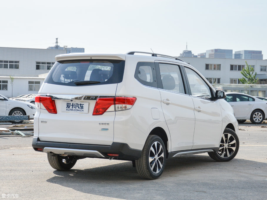 2017M50V 1.6L XL CVTA