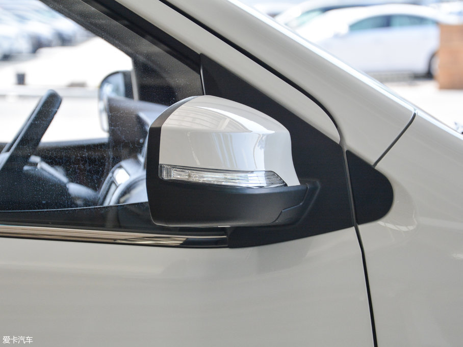 2017M50V 1.6L XL CVTA