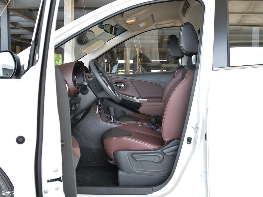 2017M50V 1.6L XL CVTA