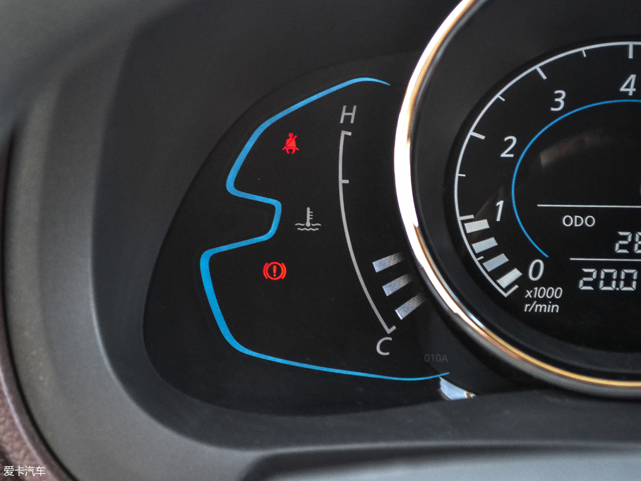 2017���M50V 1.5L XV �քӾ�Ӣ��