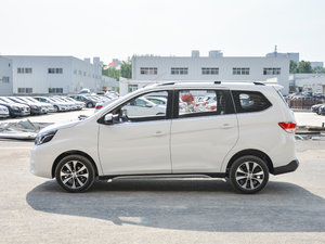2017款1.6L XL CVT豪华版 正侧（左）
