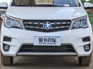 2017款1.5L XV 手动精英版 中网