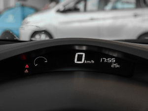 2017款领航极地版6.6KW 中控区