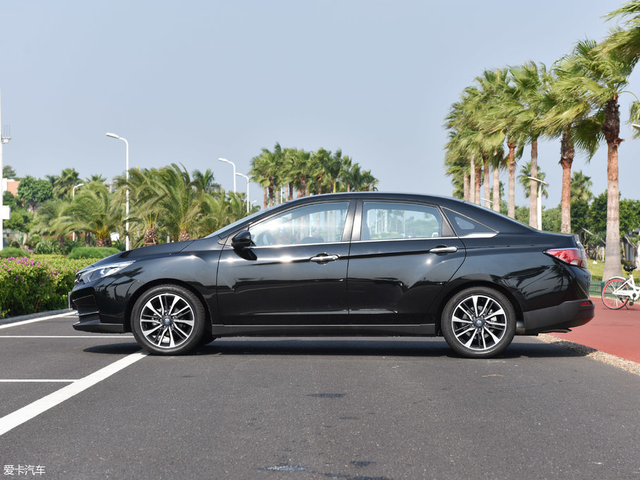 2018D60 1.6L XV CVTA