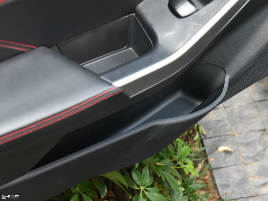 2018D60 1.6L XV CVTA