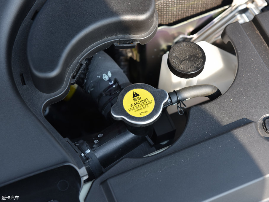 2018���D60 1.6L XV CVT�����A��