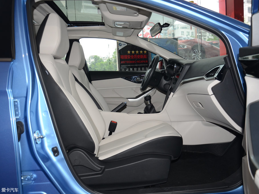 2018���D60 1.6L XV �ք������A��