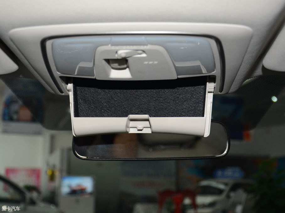 2018���D60 1.6L XV �ք������A��