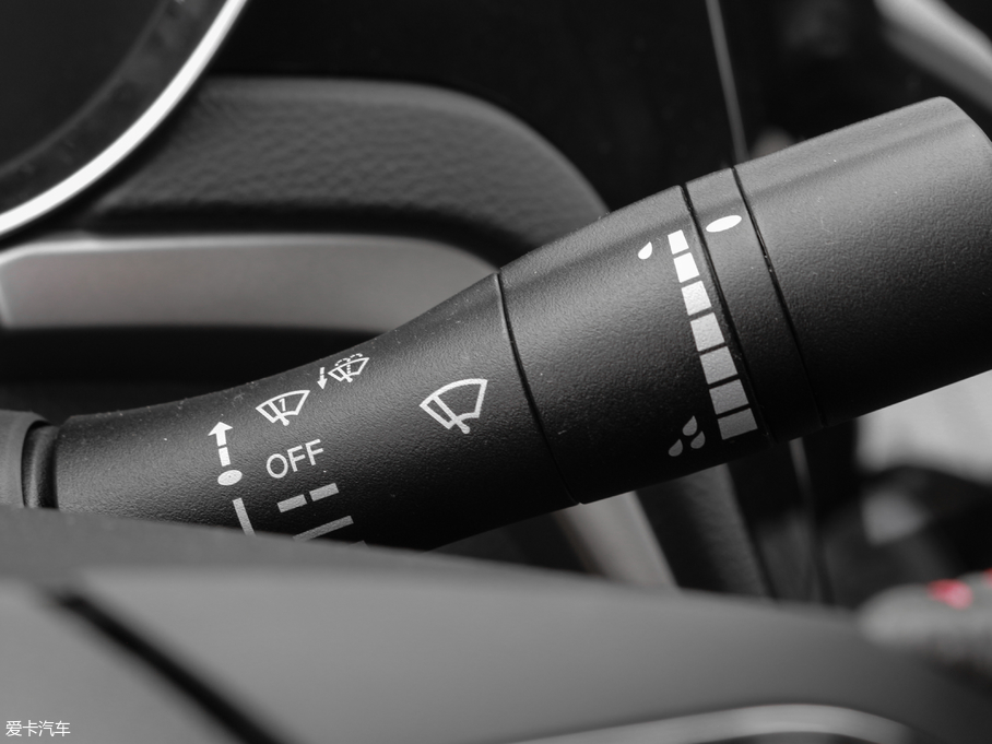 2018D60 1.6L XV CVTA