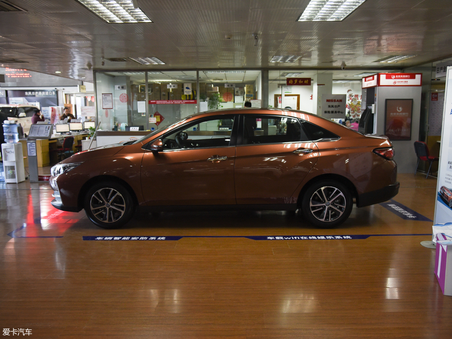 2018D60 1.6L XL CVTӢ